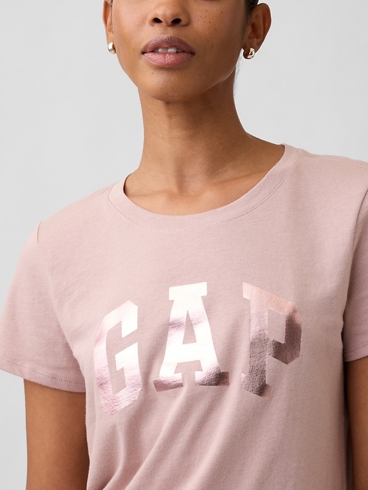 Image number 4 showing, Gap Logo T-Shirt