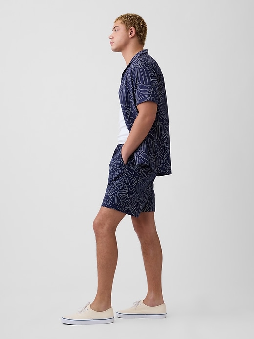 Image number 4 showing, 7" Linen-Blend Easy Shorts