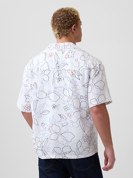 Image number 2 showing, Gauze Vacay Shirt in Boxy Fit