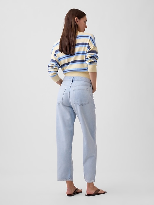 Image number 4 showing, Mid Rise SuperSoft Relaxed Straight Crop Jeans