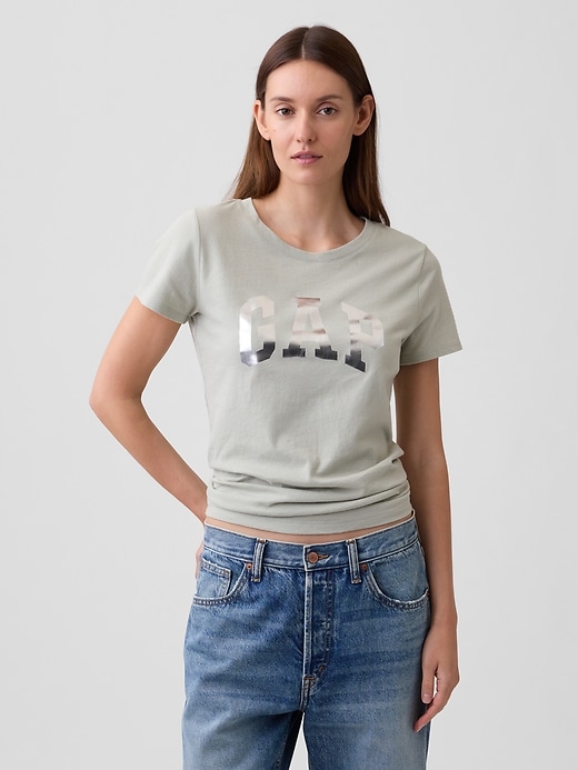 Image number 1 showing, Gap Logo T-Shirt