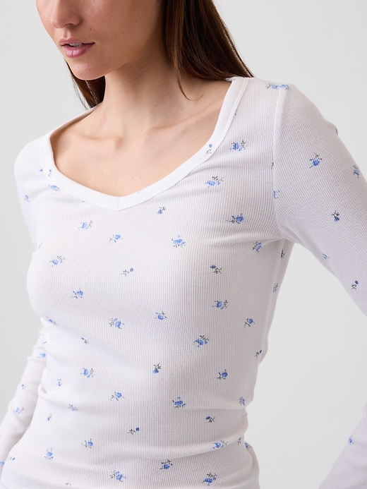 Image number 4 showing, Ribbed V-Neck T-Shirt