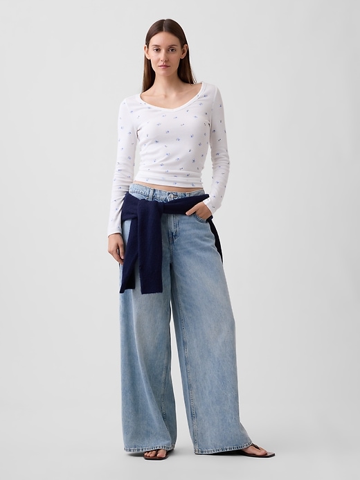 Image number 3 showing, Ribbed V-Neck T-Shirt