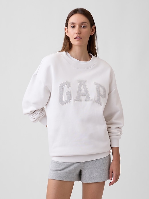 Image number 4 showing, Adult Relaxed Gap Logo Sweatshirt