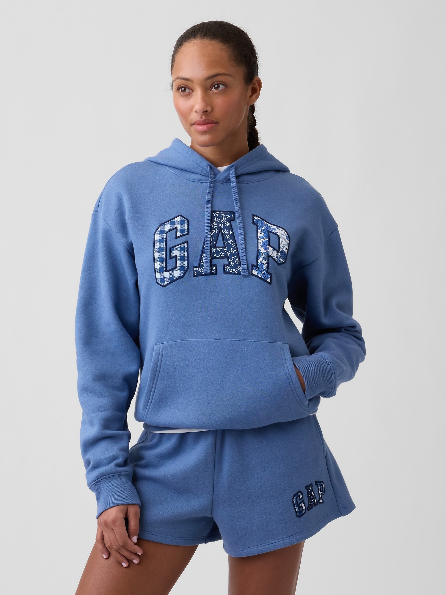 Relaxed Gap Logo Hoodie
