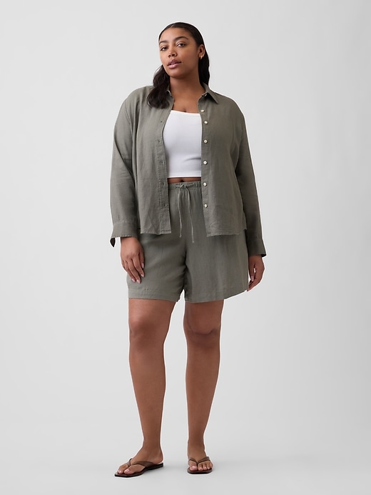 Image number 5 showing, 4" High Rise Pull-On Linen-Blend Shorts