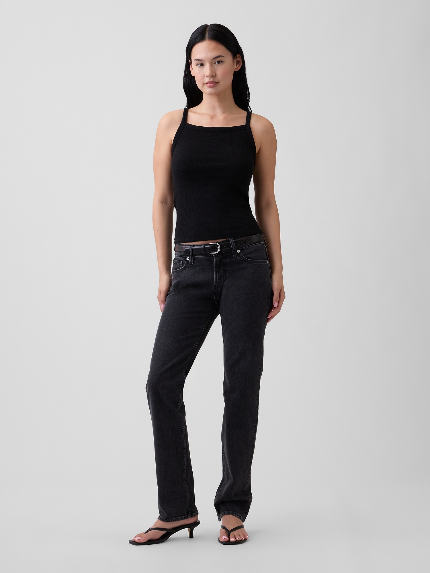 Low Rise '90s Straight Jeans