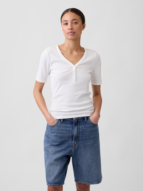 Modern Ribbed V-Neck Henley Top