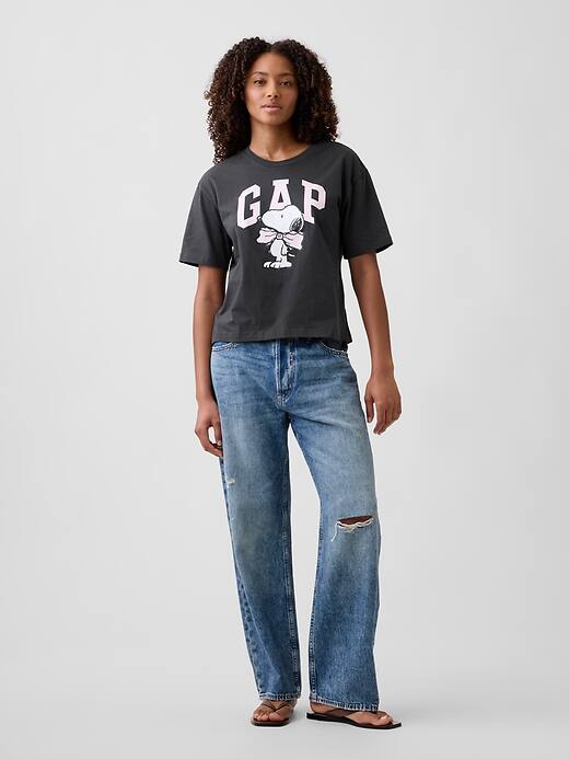 Image number 3 showing, Peanuts Oversized Gap Logo T-Shirt