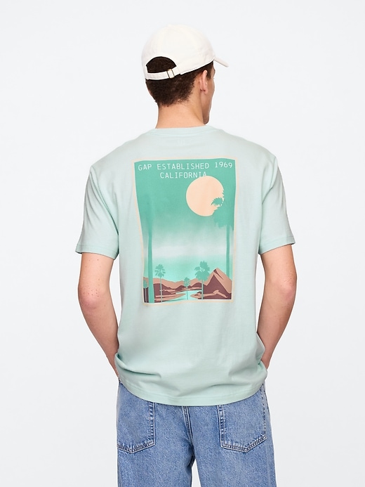 Image number 1 showing, Everyday Soft Relaxed Graphic T-Shirt