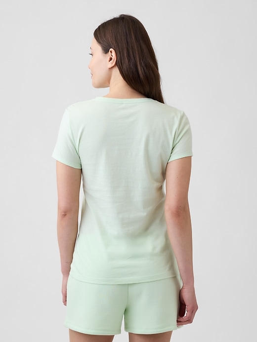 Image number 2 showing, Gap Logo T-Shirt