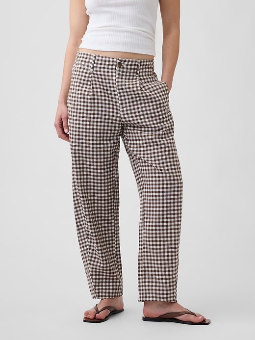 Image number 2 showing, High Rise Linen-Blend Barrel Pants