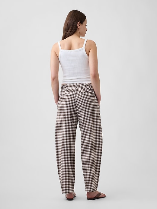 Image number 4 showing, High Rise Linen-Blend Barrel Pants
