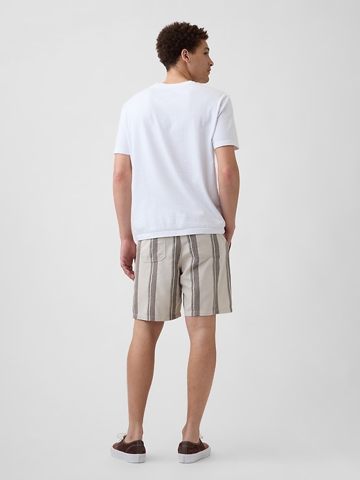 Image number 2 showing, 7" Easy Textured Stripe Shorts
