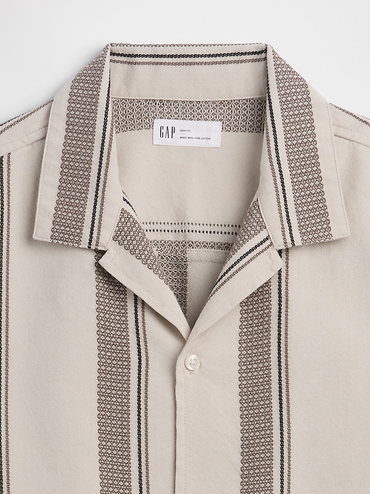 Image number 4 showing, Textured Vacay Shirt in Standard Fit