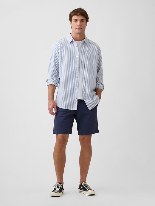 Image number 1 showing, 9" Essential Khaki Shorts