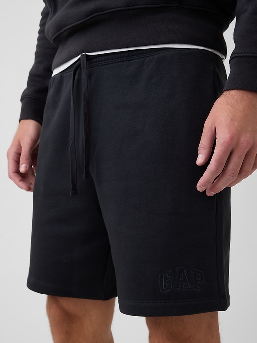 Image number 6 showing, Gap Logo Shorts