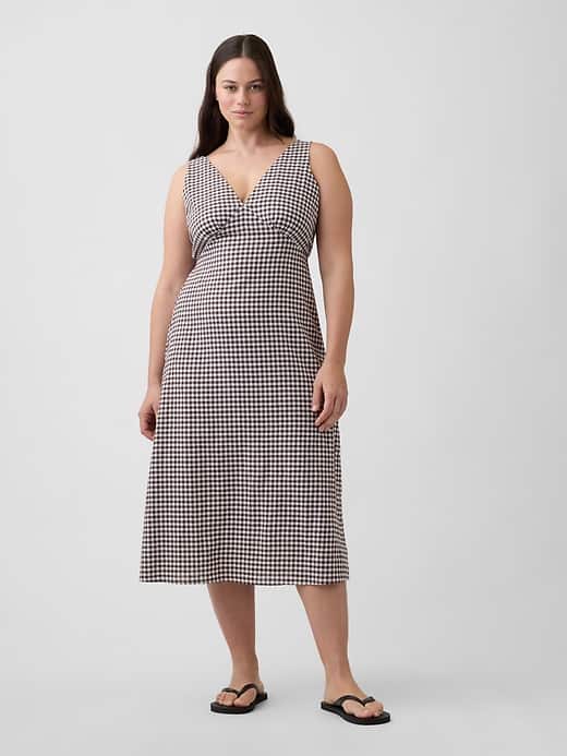 Image number 4 showing, Linen-Blend V-Neck Midi Dress