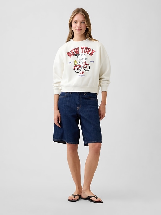 Image number 3 showing, Peanuts Oversized Wedge Crewneck Sweatshirt