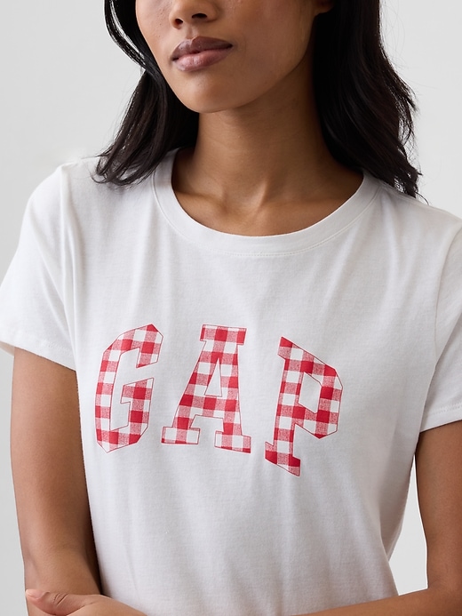 Image number 4 showing, Gap Logo T-Shirt