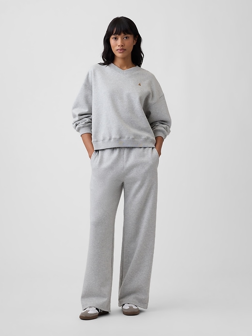 Image number 3 showing, Oversized Brannan Bear Wedge V-Neck Sweatshirt