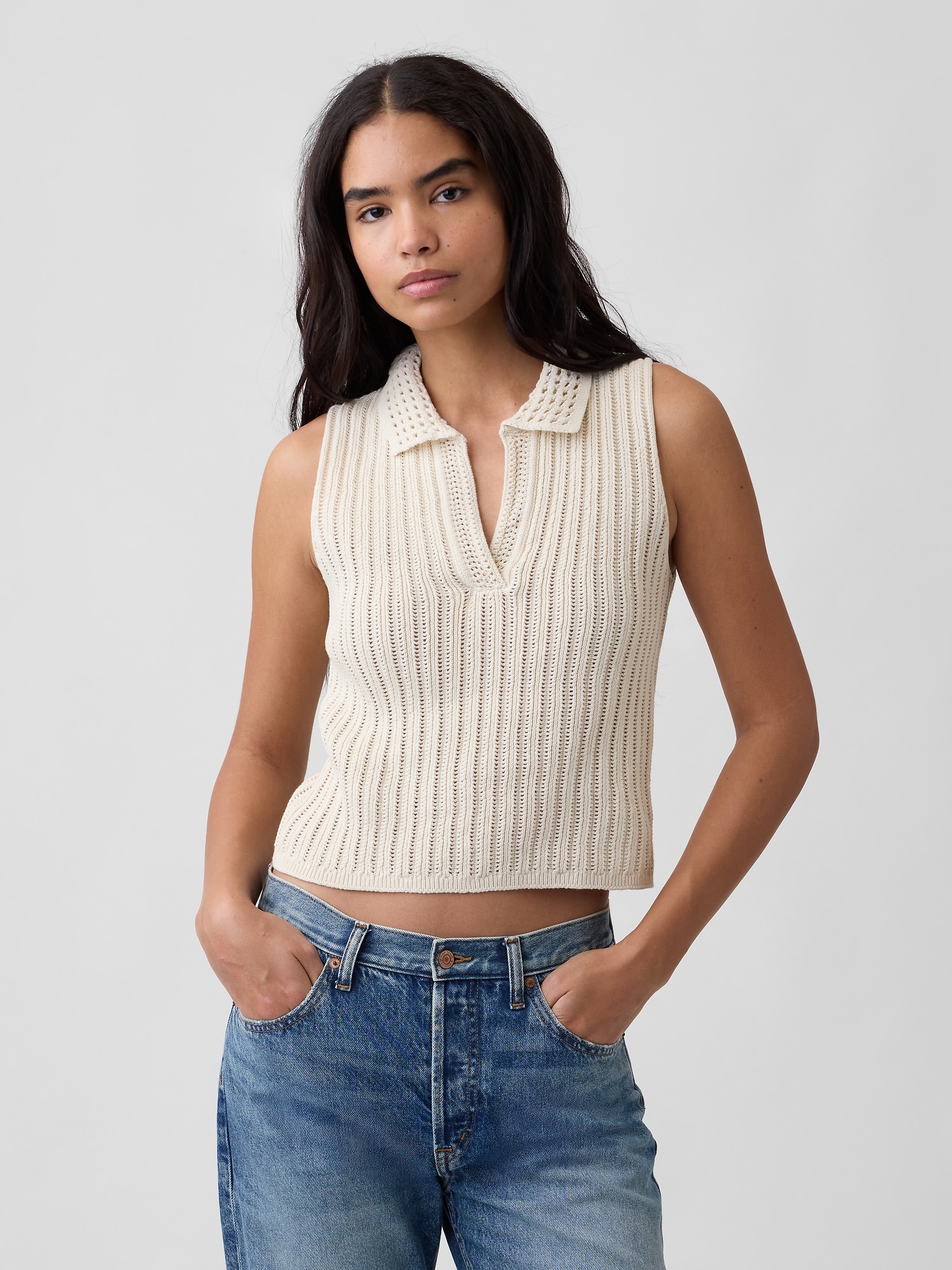 Sleeveless Crochet Collared Top