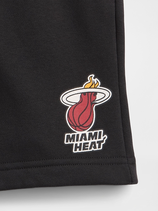 Image number 3 showing, GapKids NBA Relaxed Pull-On Shorts