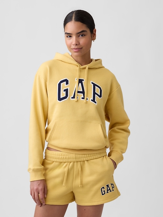 Image number 1 showing, Relaxed Gap Logo Hoodie