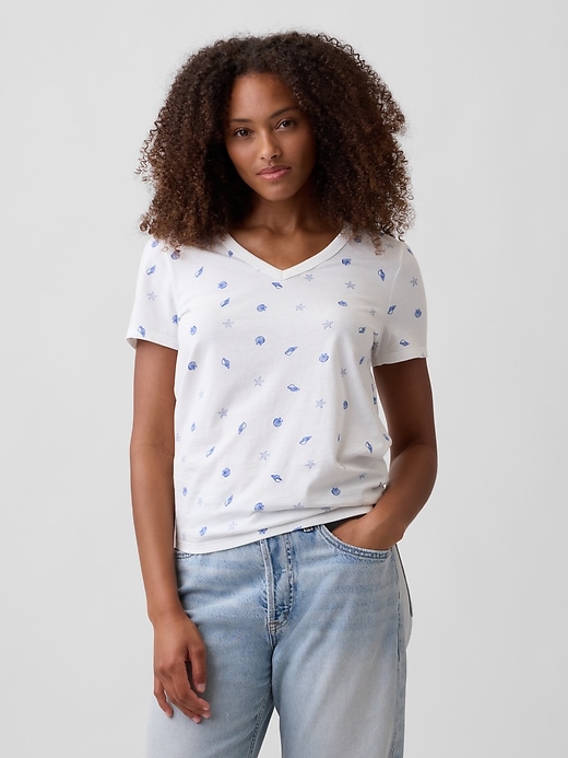 Image number 1 showing, Favorite Print V-Neck T-Shirt