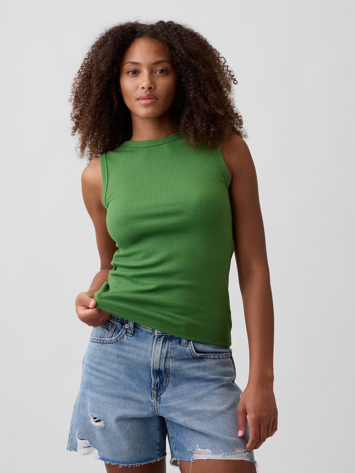 Ribbed Shell Tank
