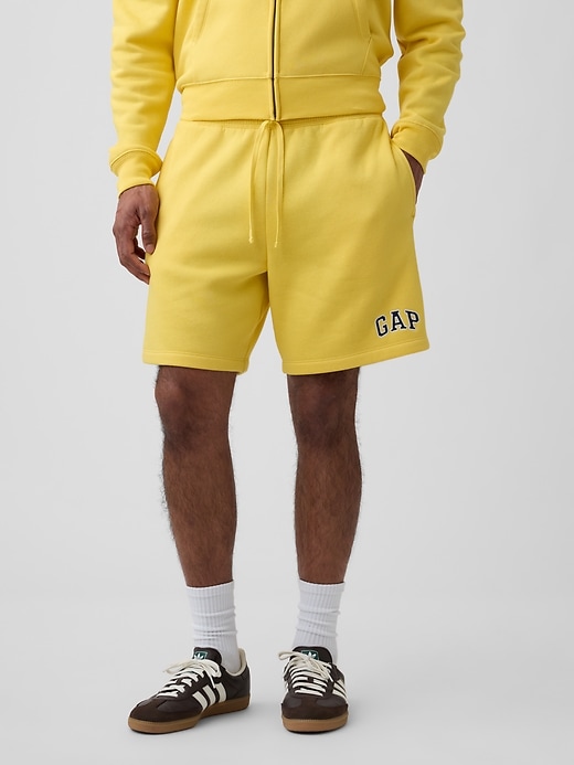 Image number 3 showing, Gap Logo Shorts
