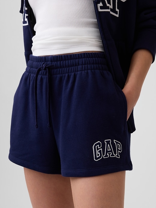 Image number 4 showing, Gap Logo Shorts