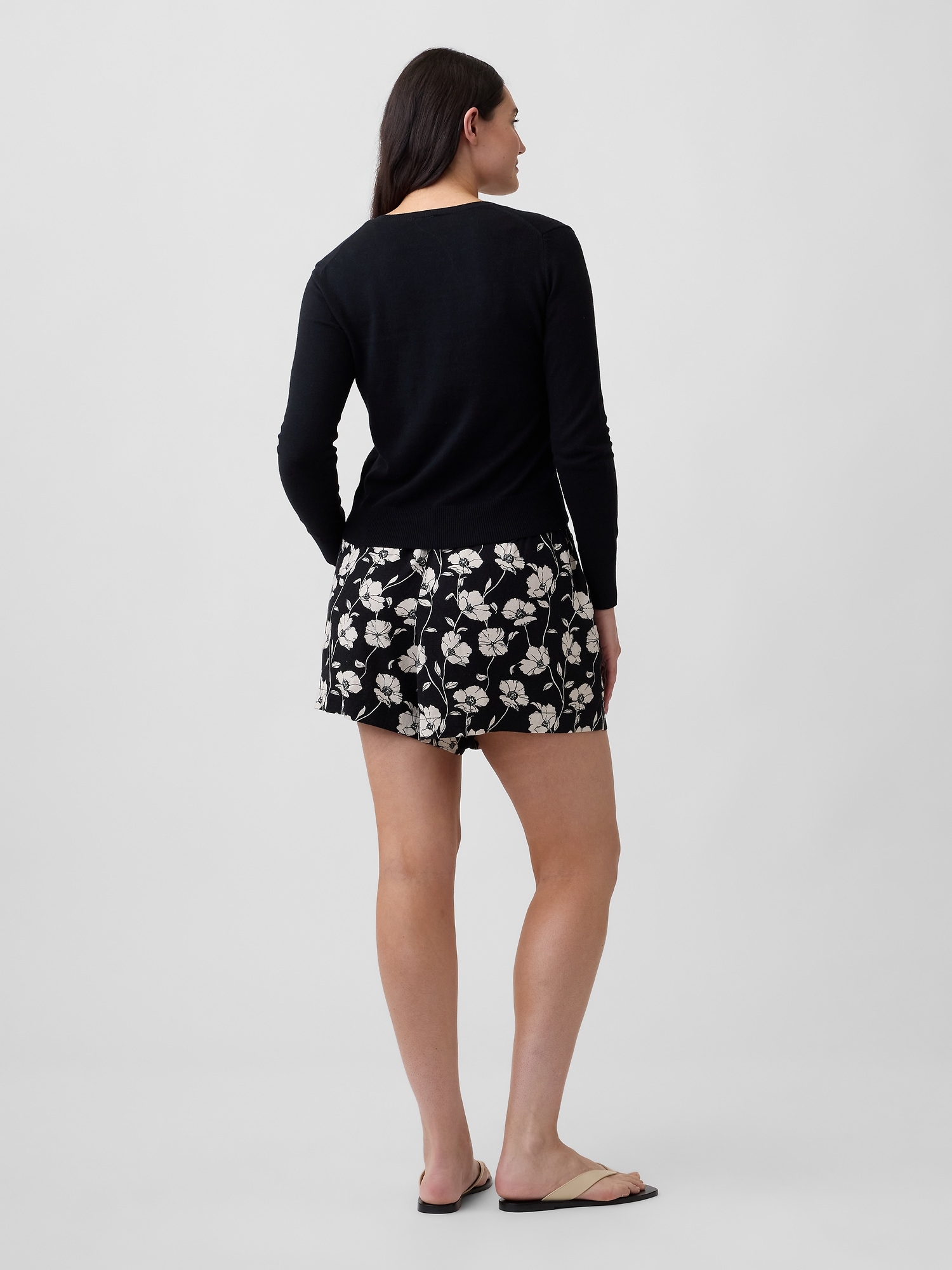 Image number 6 showing, 4" Pull-On Linen-Blend Shorts