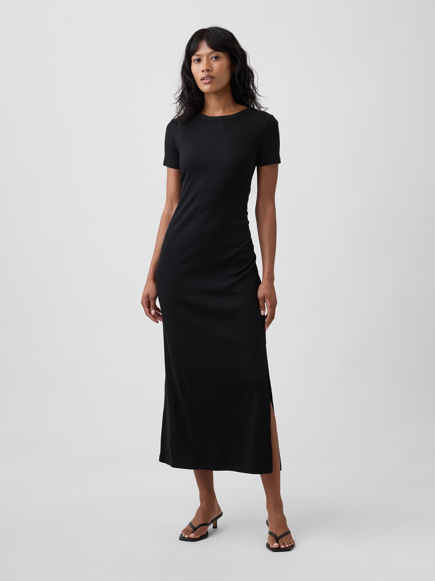 Modern Ribbed Maxi Dress