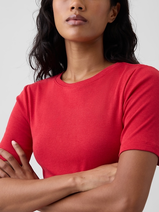 Image number 4 showing, Modern Ribbed Crewneck T-Shirt