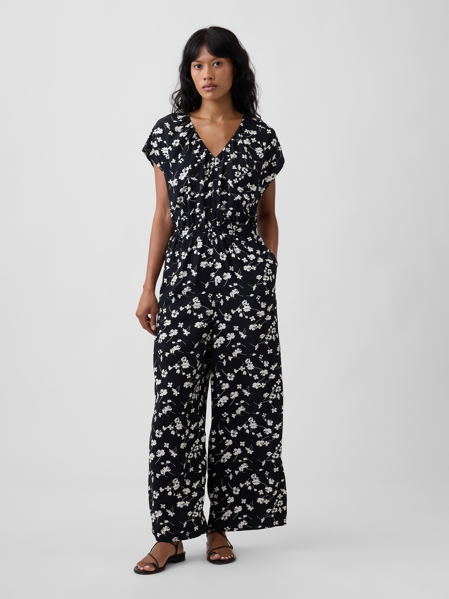 Flutter Sleeve Wide-Leg Jumpsuit