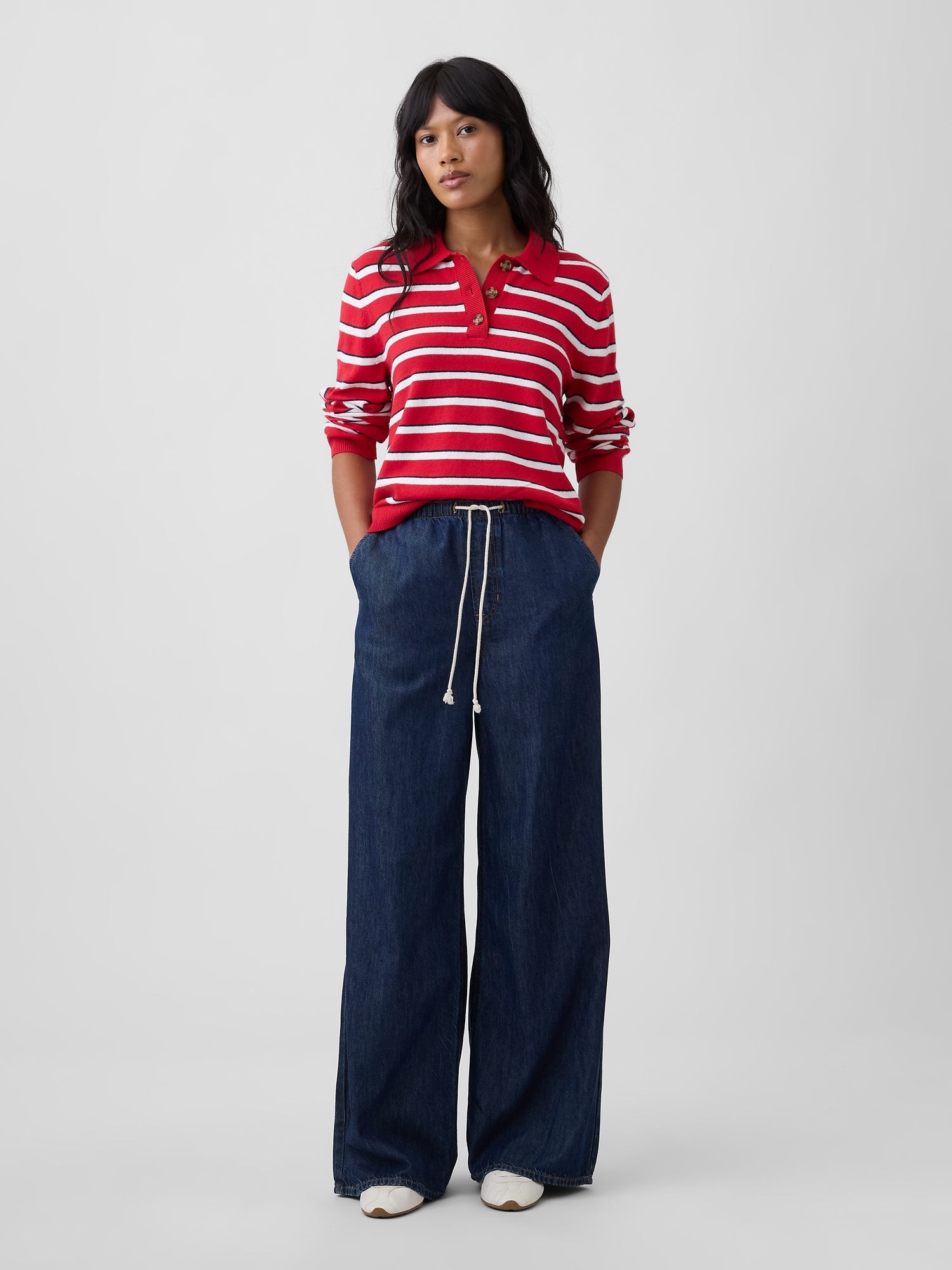 Mid Rise SuperLight Pull-On Wide-Leg Jeans