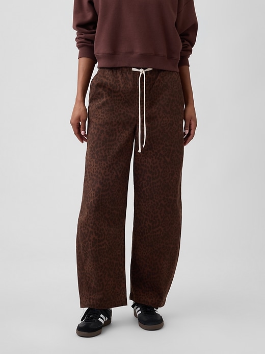 Image number 2 showing, Mid Rise Print Pull-On Barrel Jeans