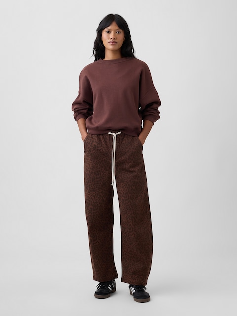 Mid Rise Print Pull-On Barrel Jeans