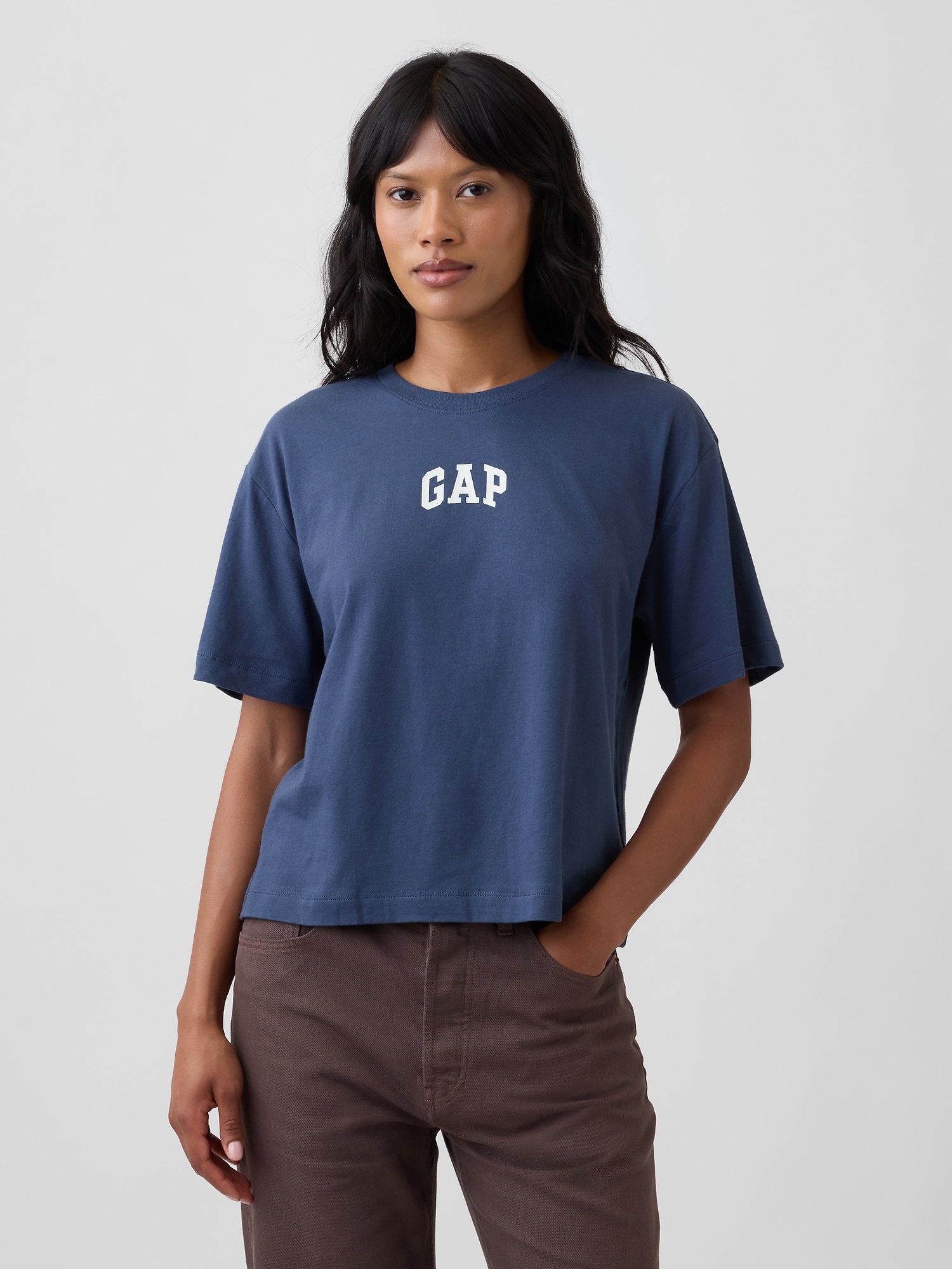 Relaxed Gap Mini Logo T-Shirt