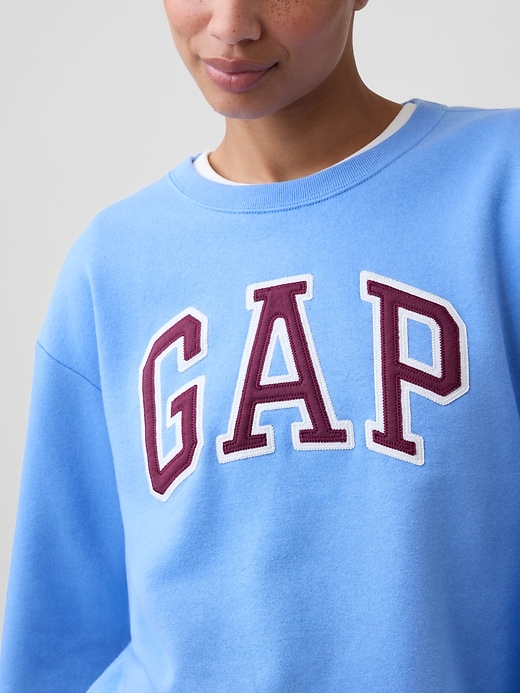 Image number 4 showing, Gap Logo Sweatshirt