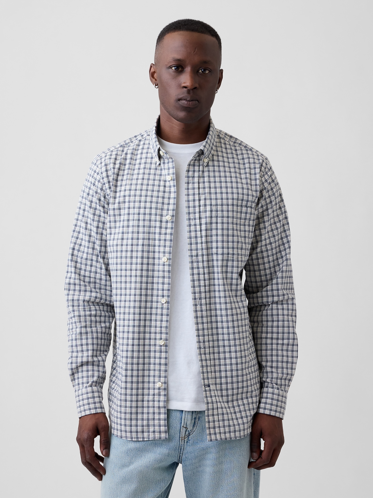 Stretch Poplin Shirt in Standard Fit