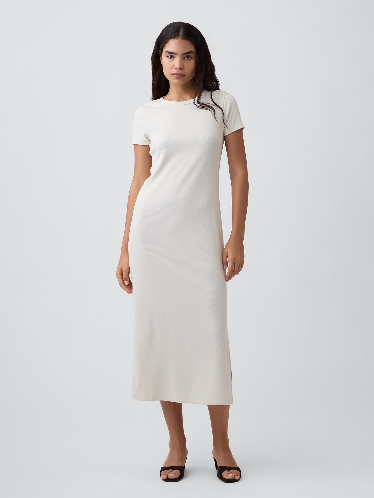 Modern Ribbed Maxi Dress