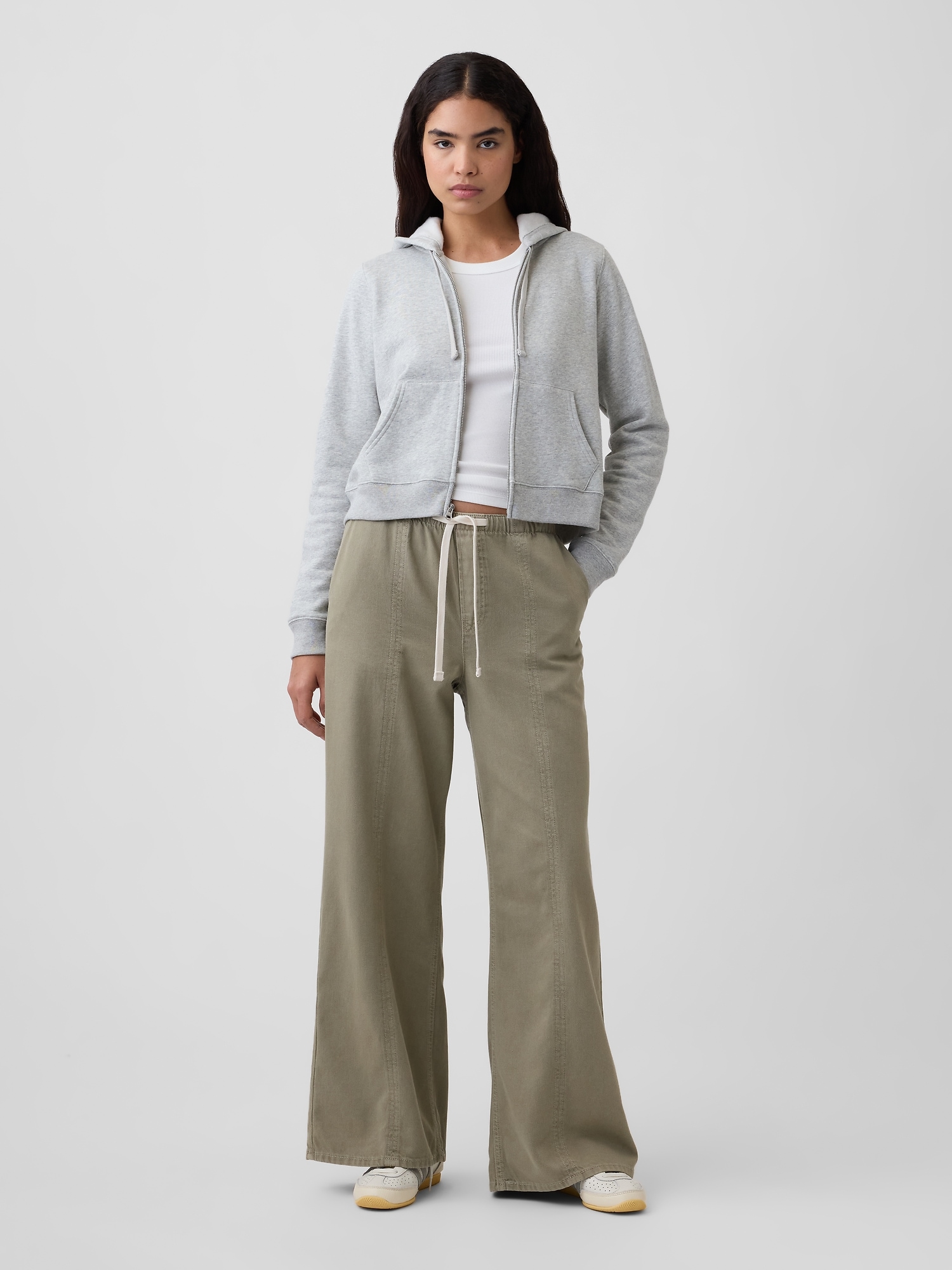 Mid Rise SuperLight Pull-On Wide-Leg Jeans