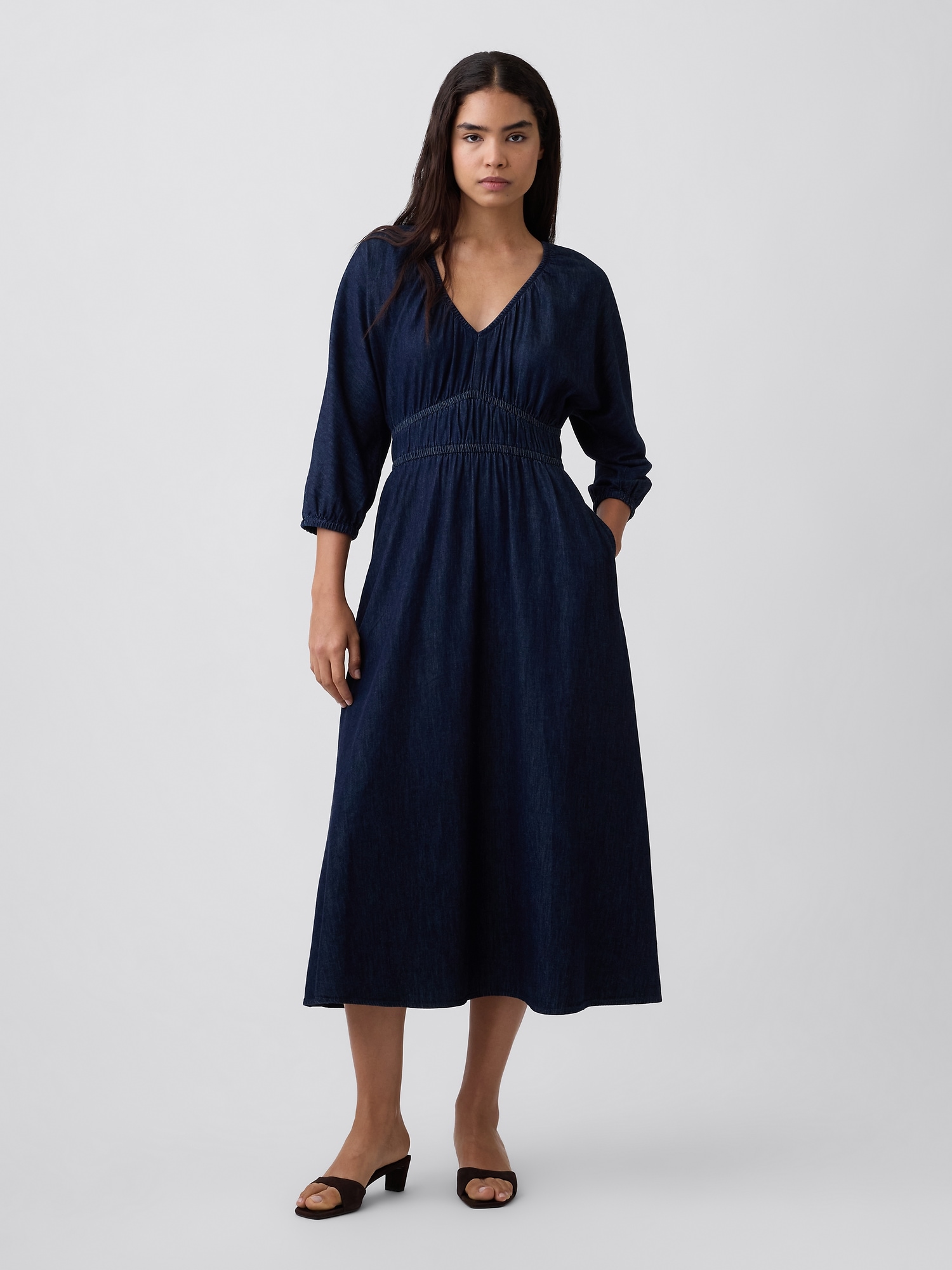 Women's Midi Dresses with Sleeves