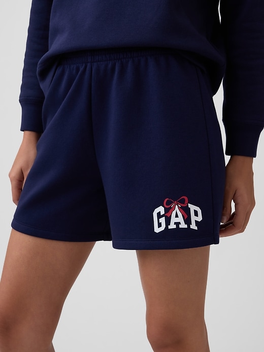 Image number 4 showing, Gap Logo Pull-On Shorts