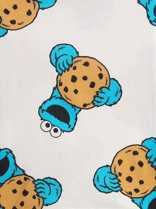 Image number 2 showing, babyGap Sesame Street Print PJ Set