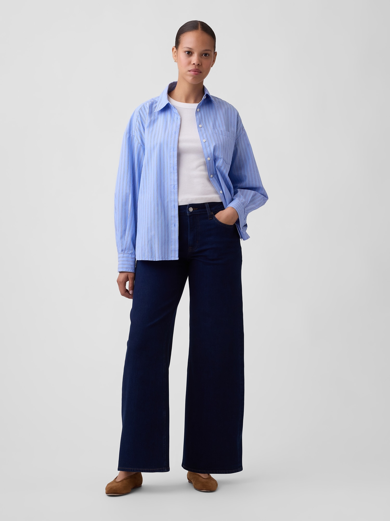 Curvy Mid Rise Wide-Leg Jeans