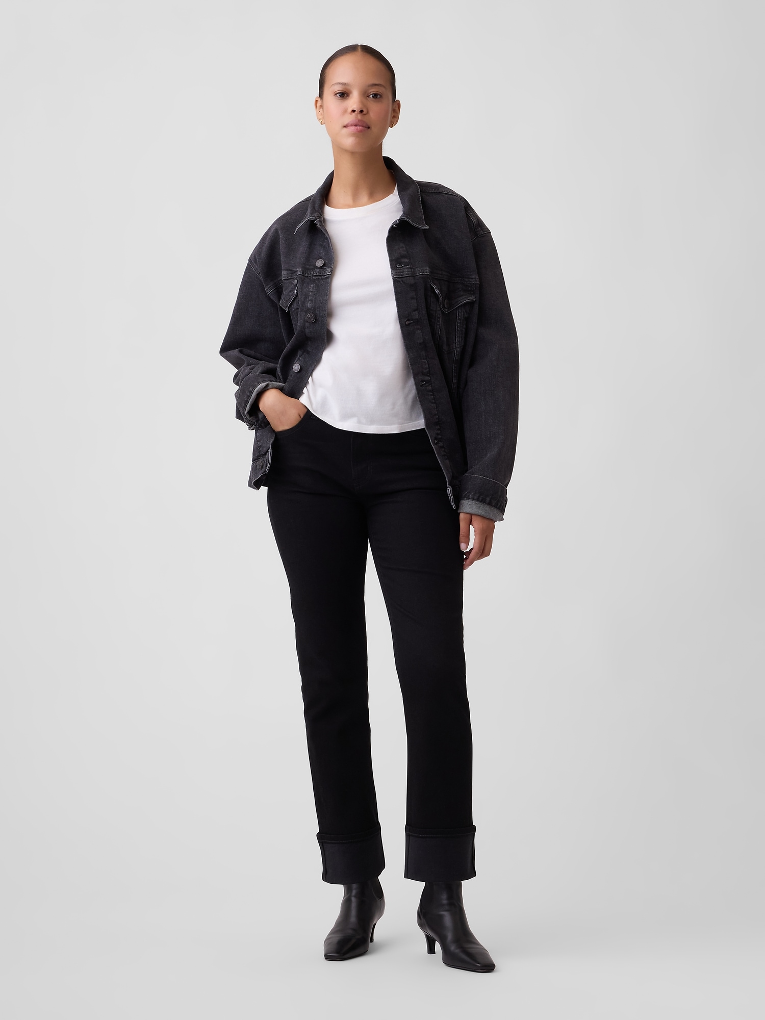 Curvy High Rise '90s Slim Straight Jeans