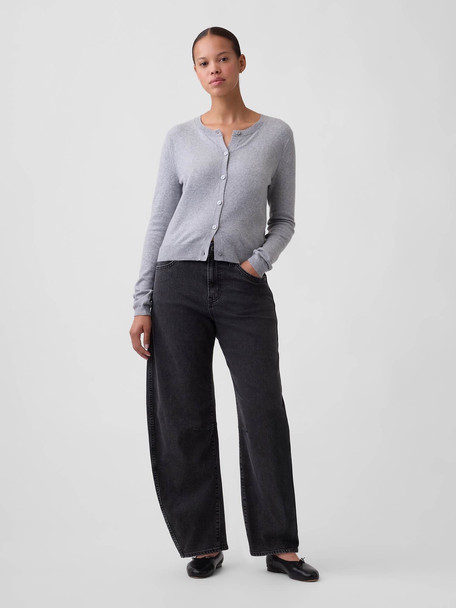 Curvy High Rise Barrel Jeans